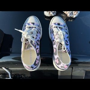 Brand new converse womens size 7